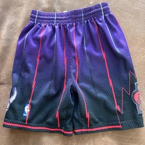 Mitchell & Ness Toronto Raptors Basketball Shorts